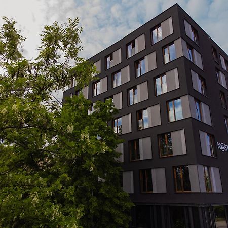 Ht Nest Coliving Apartment Варшава Екстериор снимка