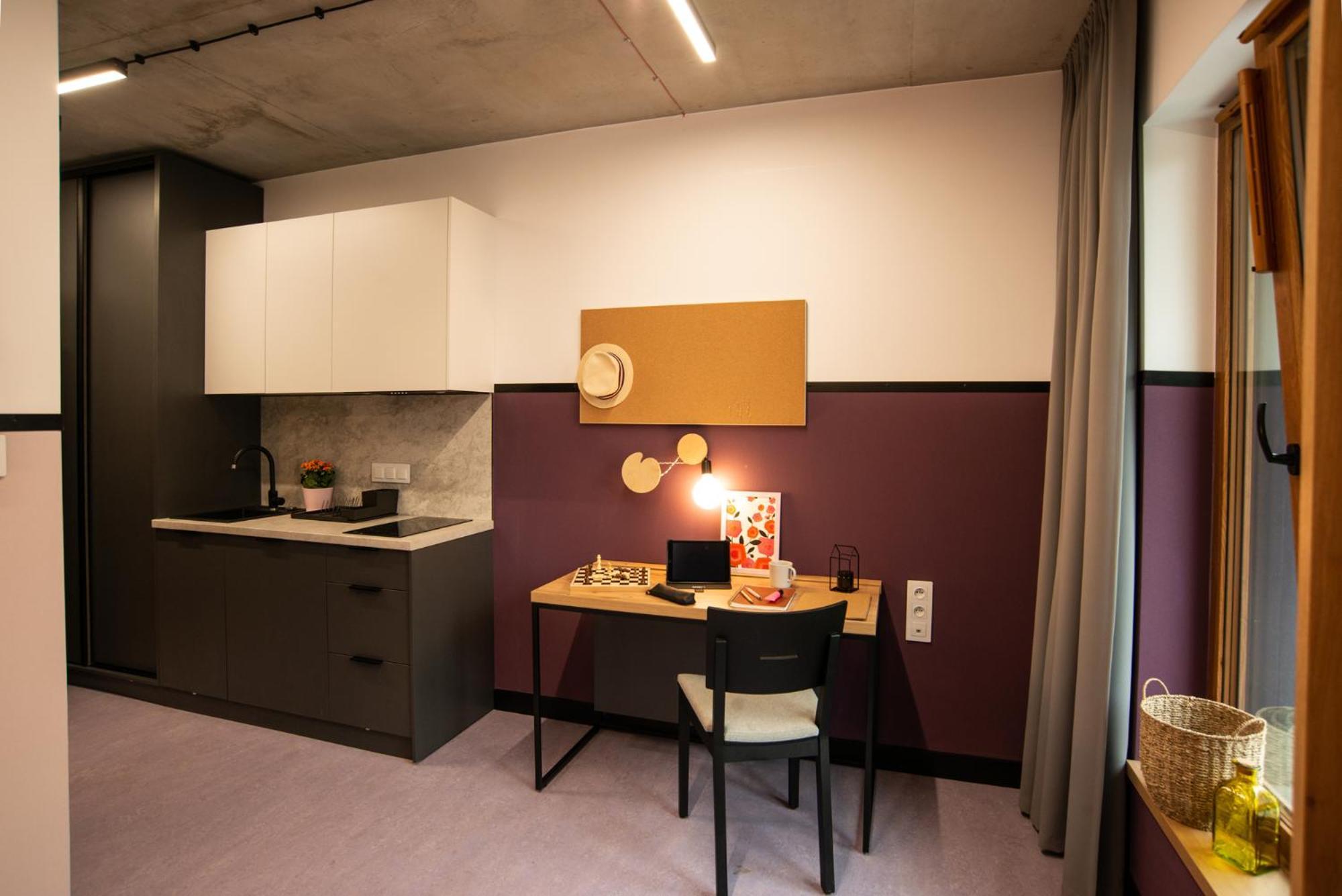 Ht Nest Coliving Apartment Варшава Екстериор снимка