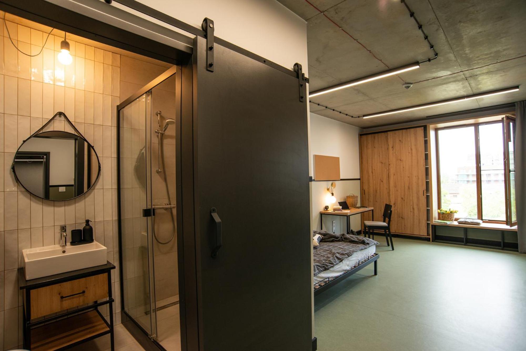 Ht Nest Coliving Apartment Варшава Екстериор снимка