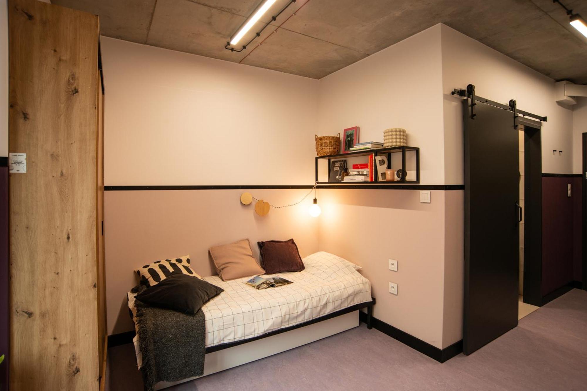 Ht Nest Coliving Apartment Варшава Екстериор снимка
