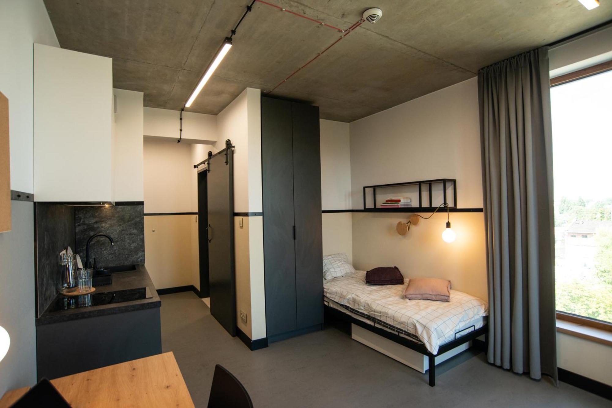 Ht Nest Coliving Apartment Варшава Екстериор снимка