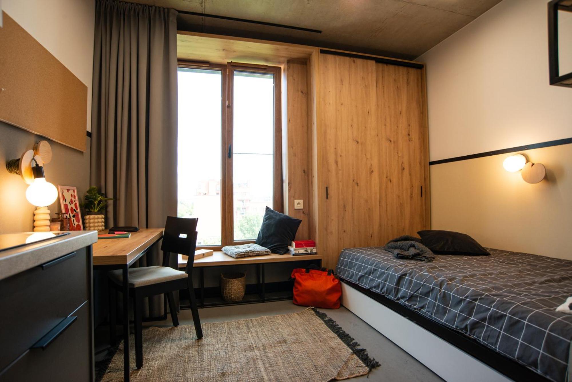 Ht Nest Coliving Apartment Варшава Екстериор снимка