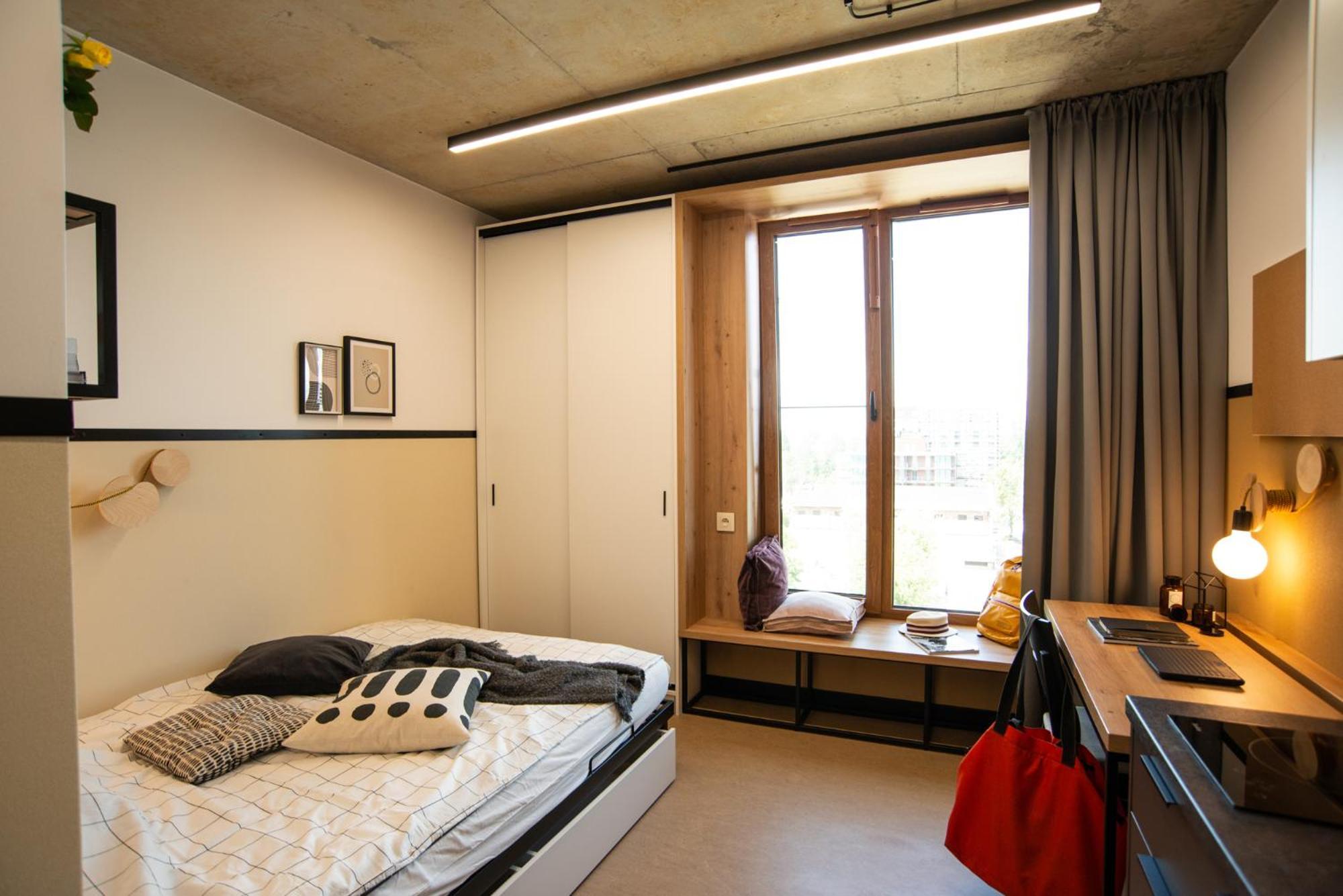 Ht Nest Coliving Apartment Варшава Екстериор снимка