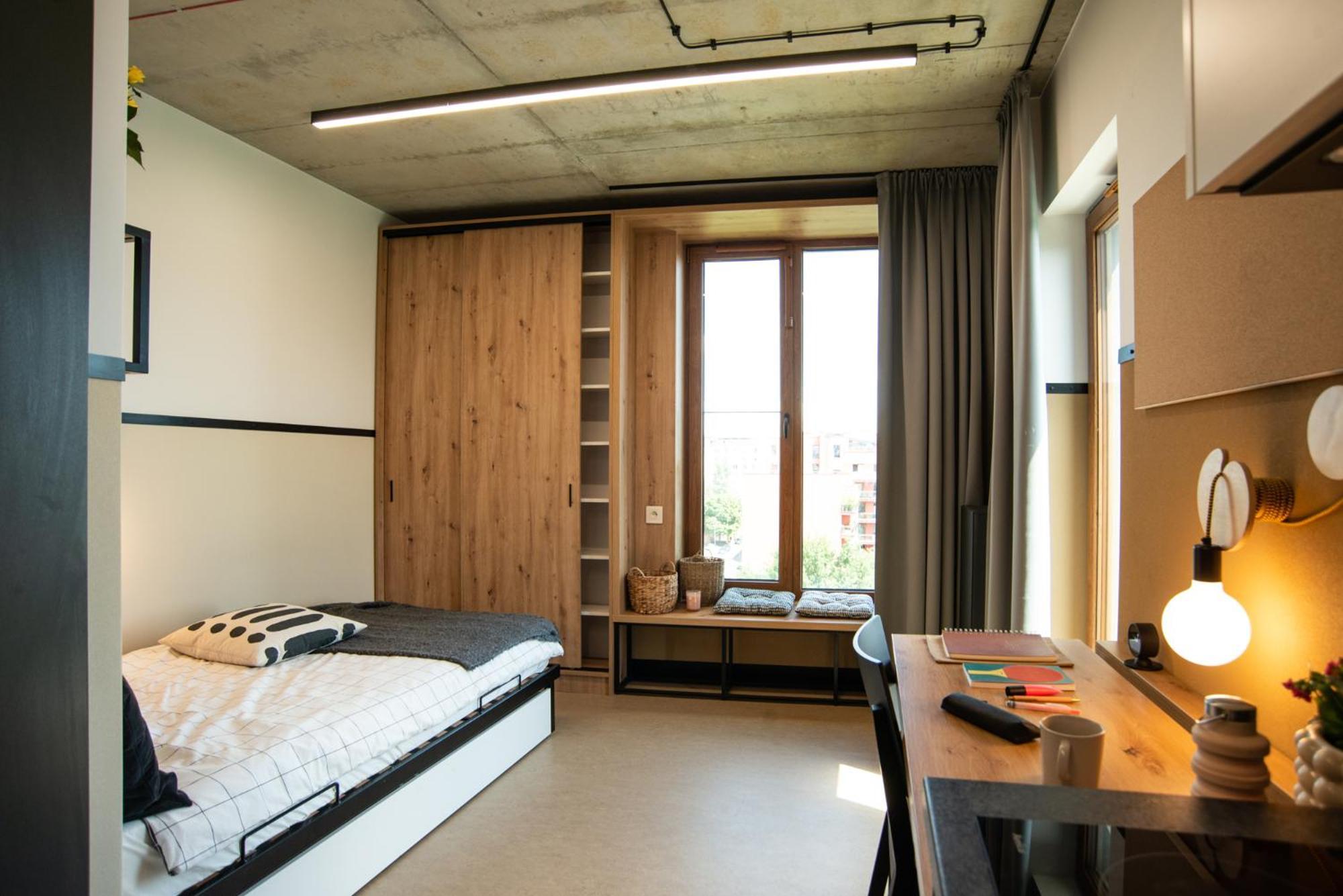 Ht Nest Coliving Apartment Варшава Екстериор снимка