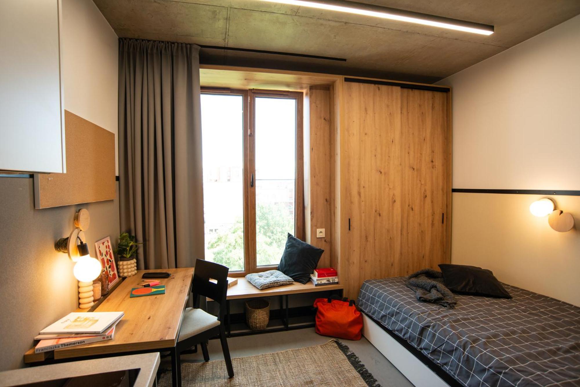 Ht Nest Coliving Apartment Варшава Екстериор снимка