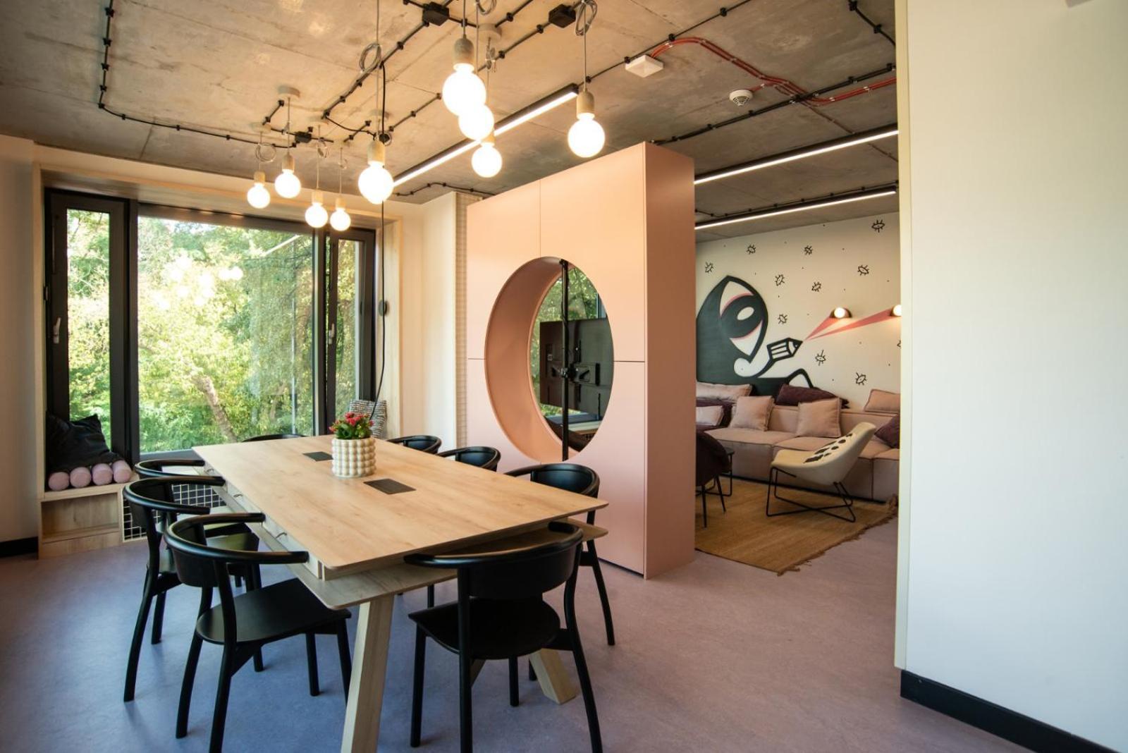 Ht Nest Coliving Apartment Варшава Екстериор снимка