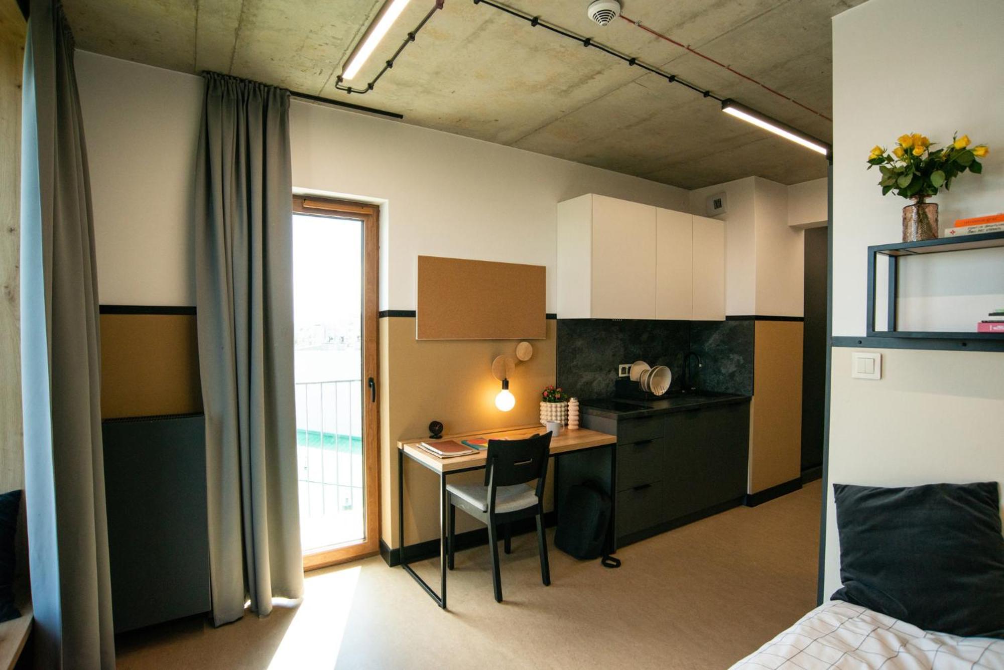 Ht Nest Coliving Apartment Варшава Екстериор снимка