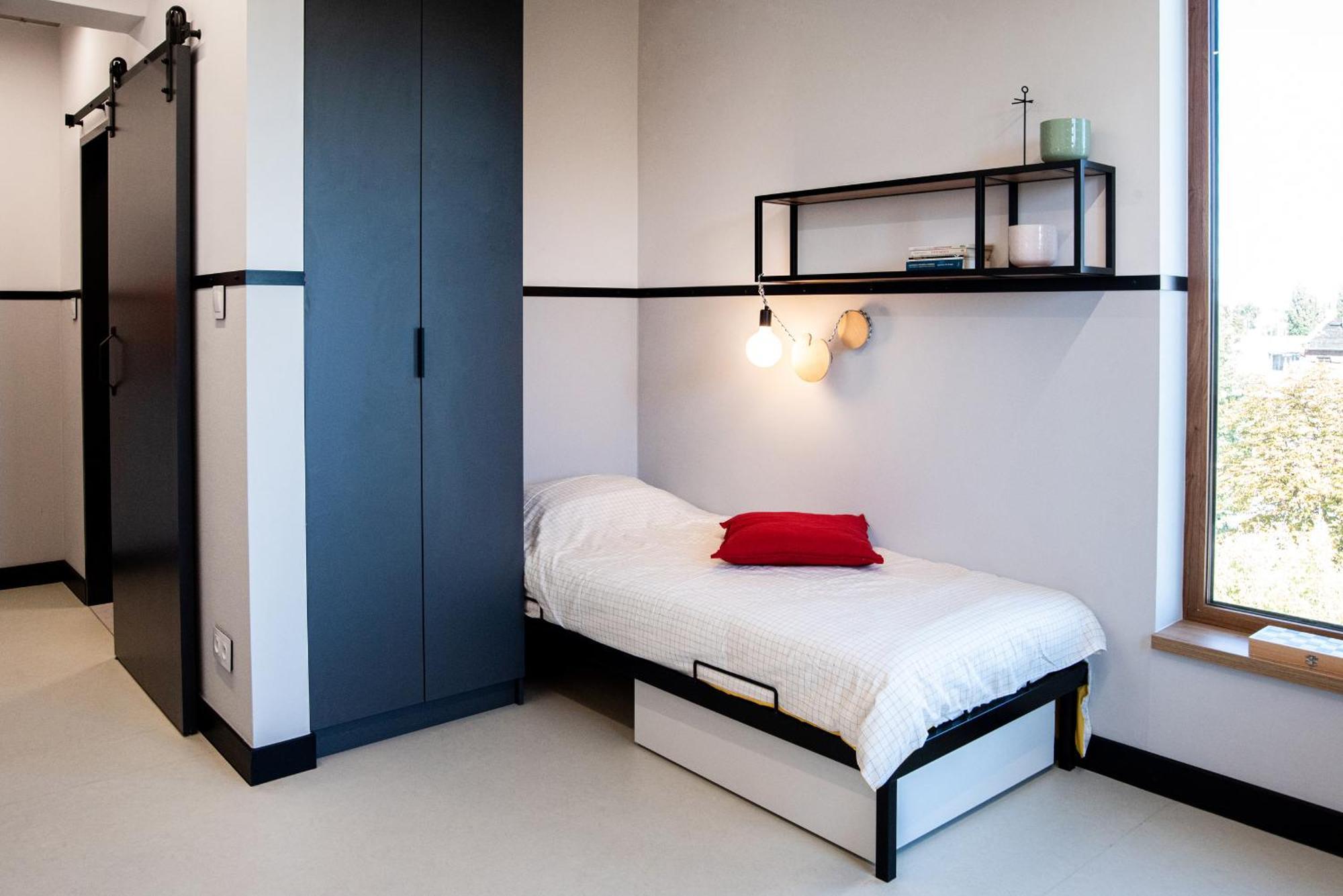 Ht Nest Coliving Apartment Варшава Екстериор снимка